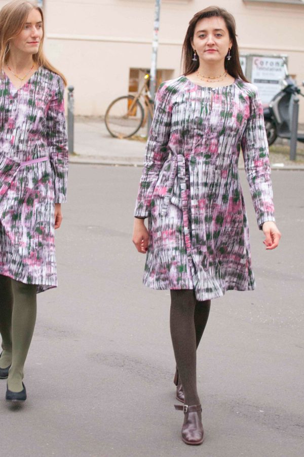 White-Pink Waisted Dress Jetzt online – Bild 2
